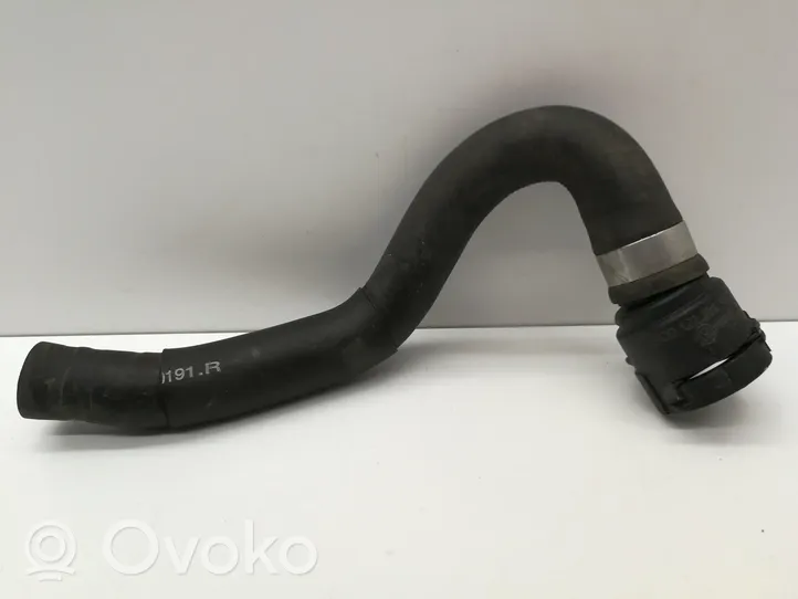 Volkswagen PASSAT B8 Engine coolant pipe/hose 5Q0122101S