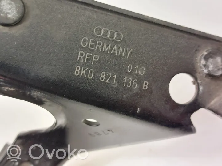 Audi A4 S4 B8 8K Uchwyt / Mocowanie błotnika przedniego 8K0821136B