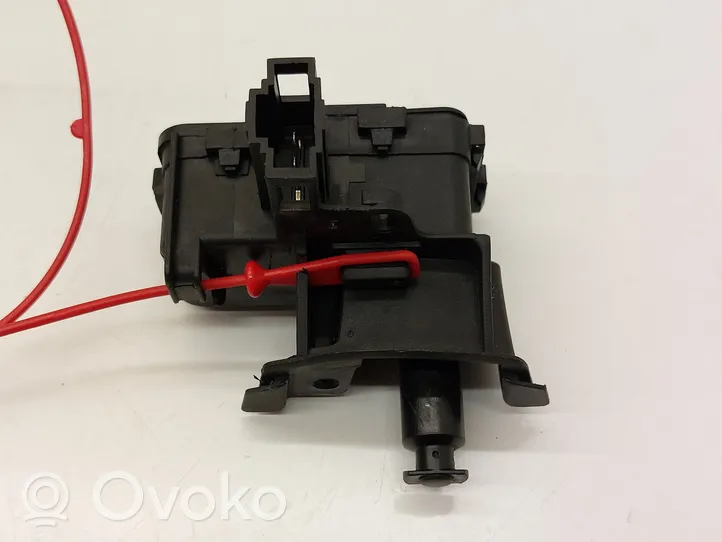 Audi A4 S4 B8 8K Fuel tank cap lock motor 8K0862153