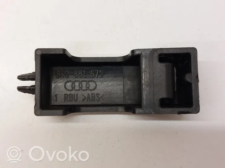 Audi A4 S4 B8 8K Garniture rail de siège passager avant 8K0881672