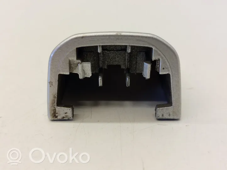 Audi A4 S4 B8 8K Osłona klamki drzwi przednich 8K0839879