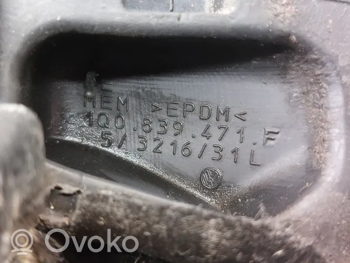 Volkswagen Eos Gumowa uszczelka drzwi tylnych 1Q0839471F