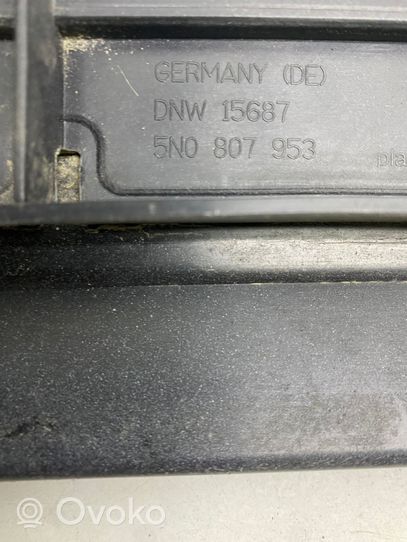Volkswagen Tiguan Osłona tylna podwozia pod zderzak 5N0807568