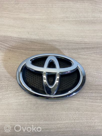 Toyota RAV 4 (XA40) Emblemat / Znaczek tylny / Litery modelu 7531212320