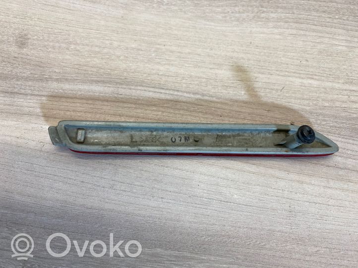 Toyota Verso Riflettore fanale posteriore 5317601