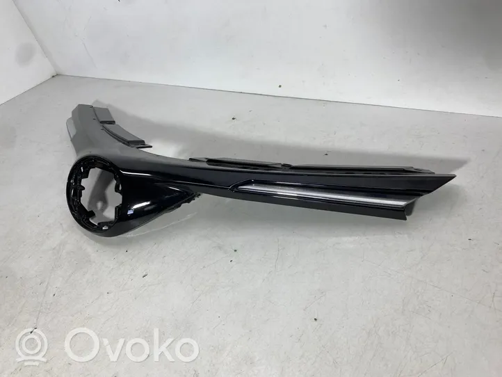 Toyota RAV 4 (XA40) Etupuskurin ylempi jäähdytinsäleikkö 5310142420