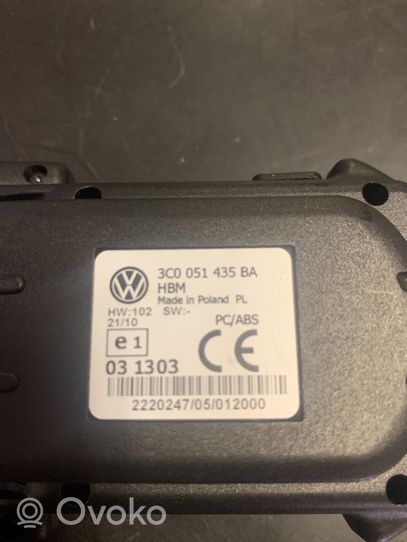 Volkswagen PASSAT B6 iPod-pistoke 3C0051435BA