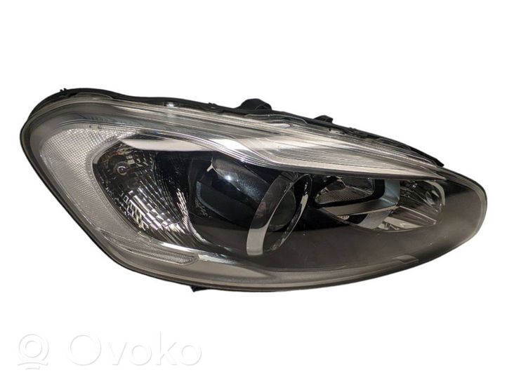 Volvo XC60 Lampa przednia 31395897