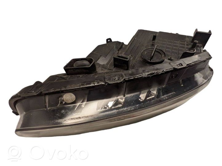 KIA Ceed Lampa przednia 92102A2220