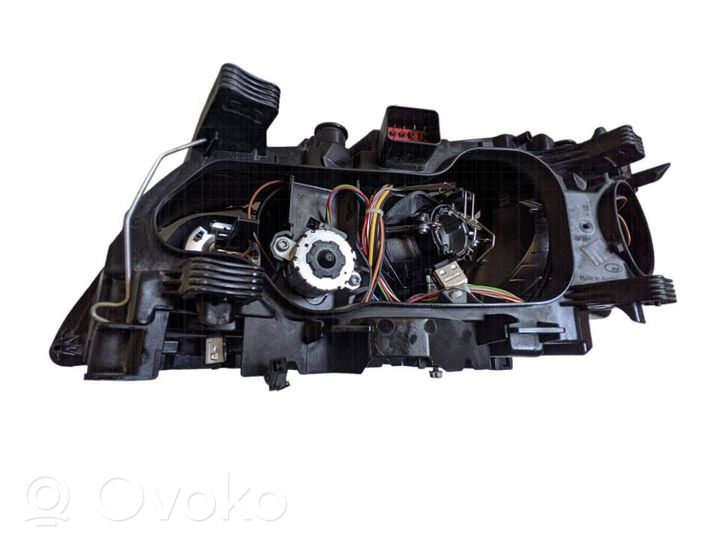 Volvo S80 Lampa przednia 30796130