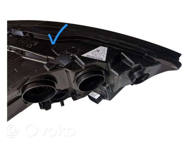 Audi A6 S6 C7 4G Lampa przednia 4G0941043C