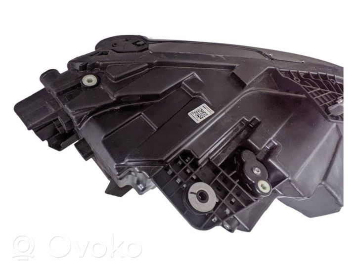 Audi A3 8Y Lampa przednia 8Y0941035