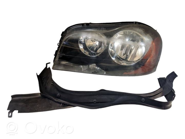 Volvo XC90 Lampa przednia 30764399