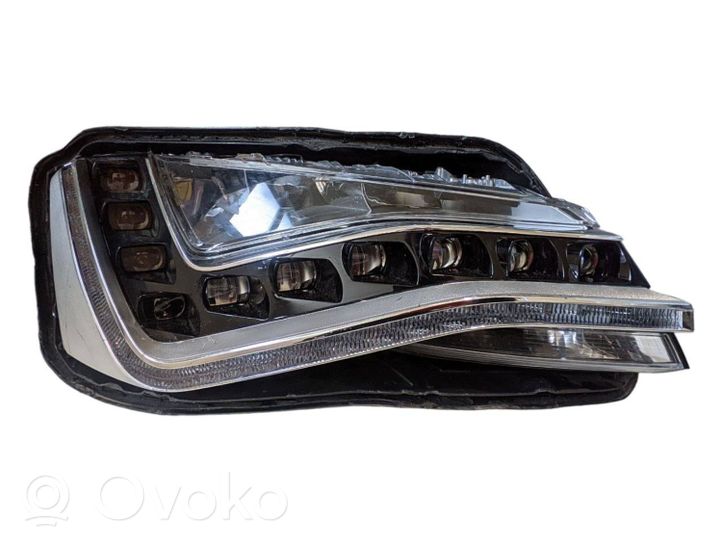 Audi A8 S8 D4 4H Phare frontale 4H0941030