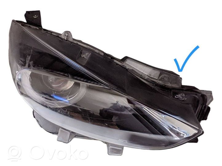 Mazda 3 II Lampa przednia BSP551030