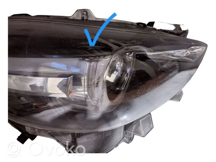 Mazda 3 II Lampa przednia BSP551030