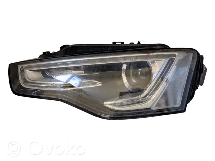 Audi A5 8T 8F Lampa przednia 8T0941005C