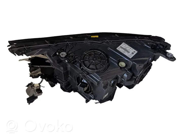 BMW 7 G11 G12 Lampa przednia 7465606