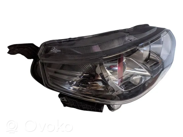 Suzuki Vitara (LY) Lampa przednia 10018095