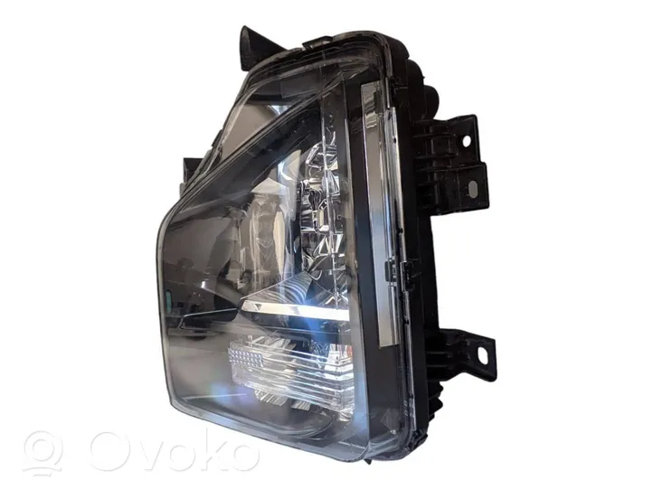 Mitsubishi L200 Fendinebbia anteriore 8315A058