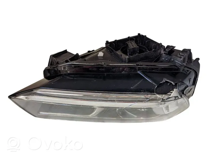 Audi Q2 - Lampa przednia 81A941034