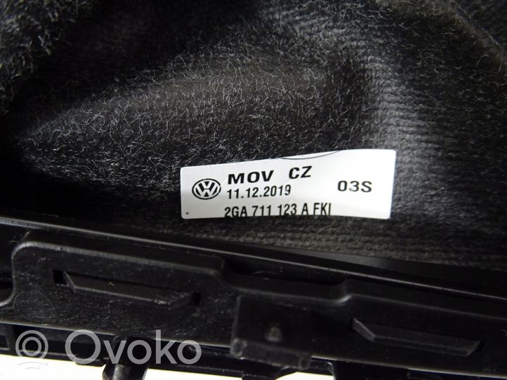 Volkswagen T-Roc Drążek / Pokrętło zmiany biegów 2GA711456C