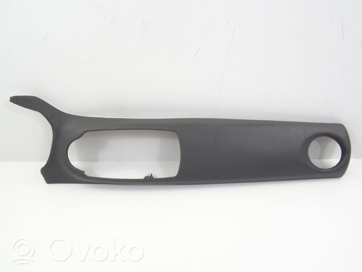 Toyota Yaris Panneau de garniture tableau de bord 654700D099