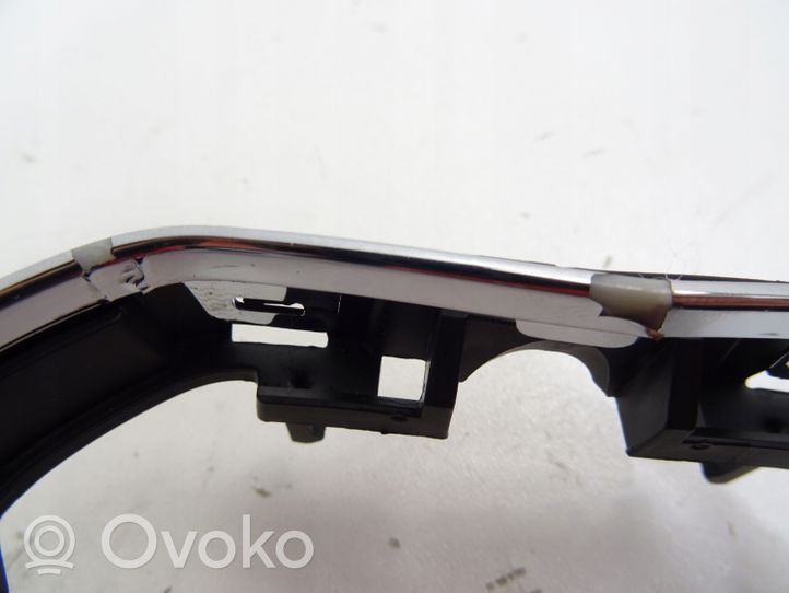 Seat Arona Pavarų perjungimo svirties apdaila (plastikinė) 6F0863283