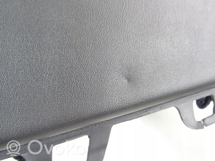 Lexus UX Kita panelės detalė 5540376090