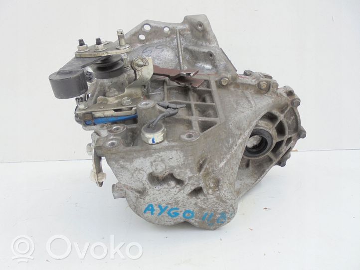 Toyota Aygo AB40 Mechaninė 5 pavarų dėžė 20TT55