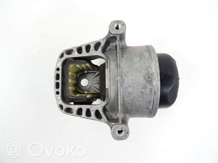 Audi A4 S4 B9 Variklio pagalvė 8W0199372CP