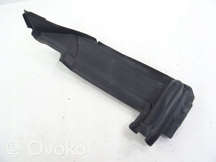 Audi Q3 8U Panel wykończeniowy błotnika 8U0821169