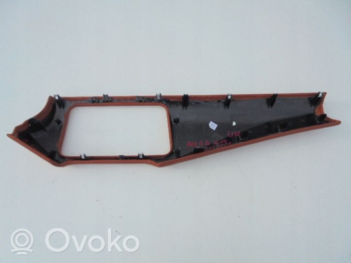 Nissan Micra K14 Rivestimento del vano portaoggetti del cruscotto 