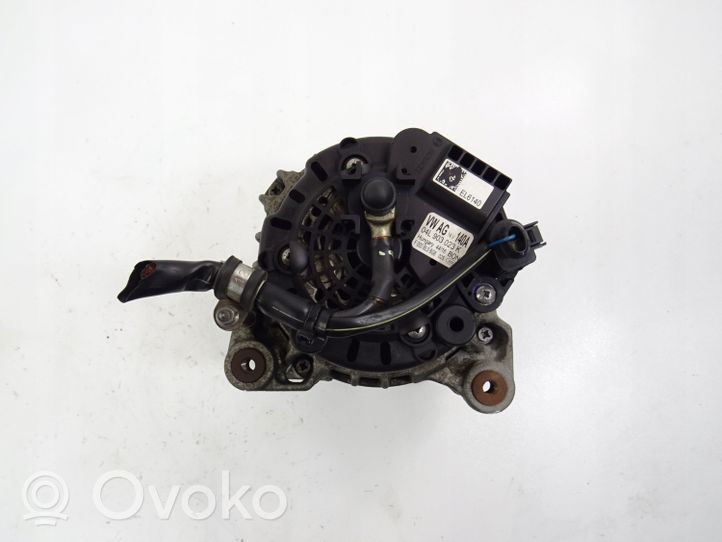 Audi A3 S3 8V Generaattori/laturi 04L903023K