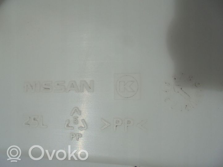 Nissan Note (E12) Langų skysčio bakelis 1404183876