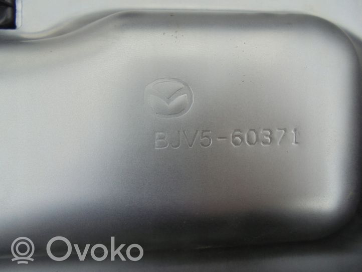 Mazda 3 II Ohjauspyörän pylvään verhoilu BJV560371