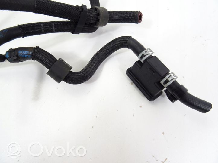 Audi Q3 8U Linea/tubo/manicotto combustibile 7N0130307D