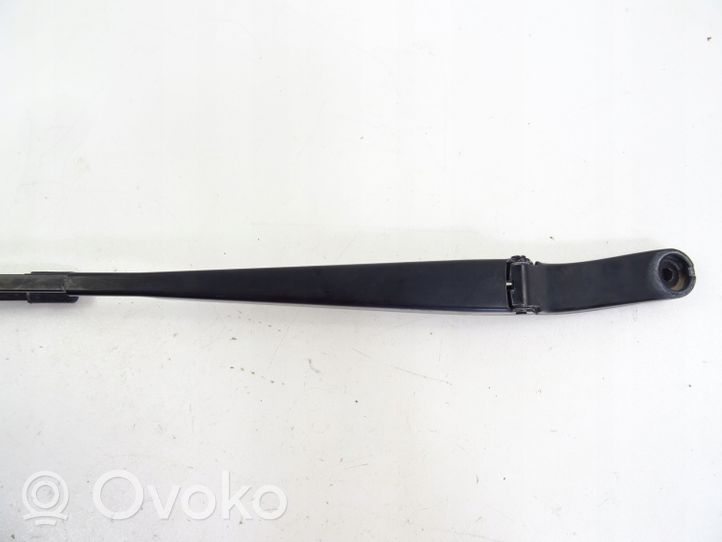 Audi Q3 8U Front wiper blade arm 8U1955408A