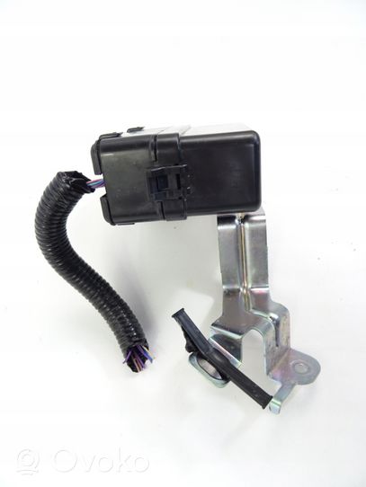 Nissan X-Trail T32 Relay mounting block 