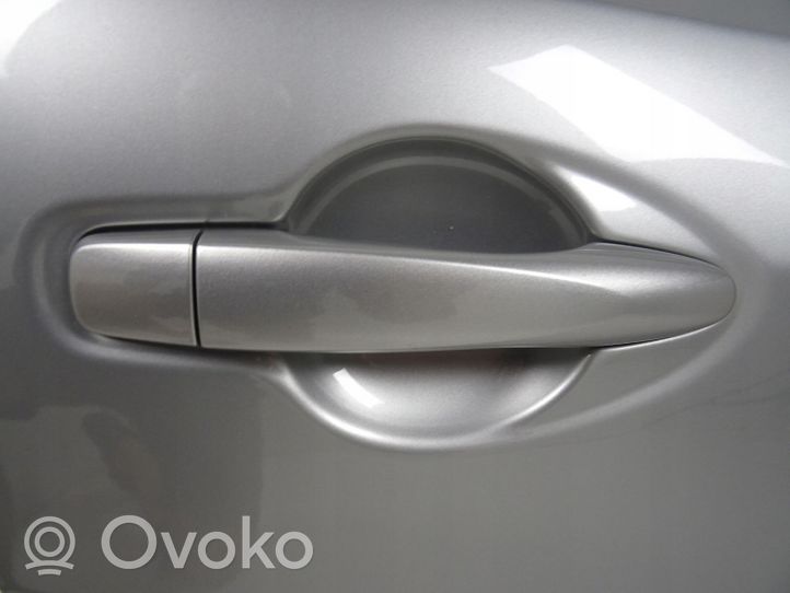 Nissan Qashqai Portiera posteriore KYO