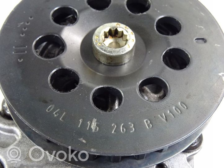 Volkswagen Golf VII Pompe à huile 05L115103F