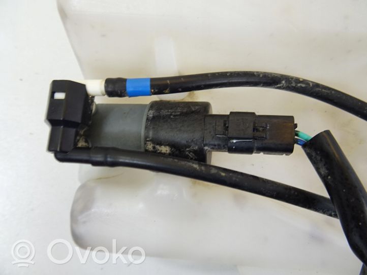 Nissan Qashqai Réservoir de liquide lave-glace 