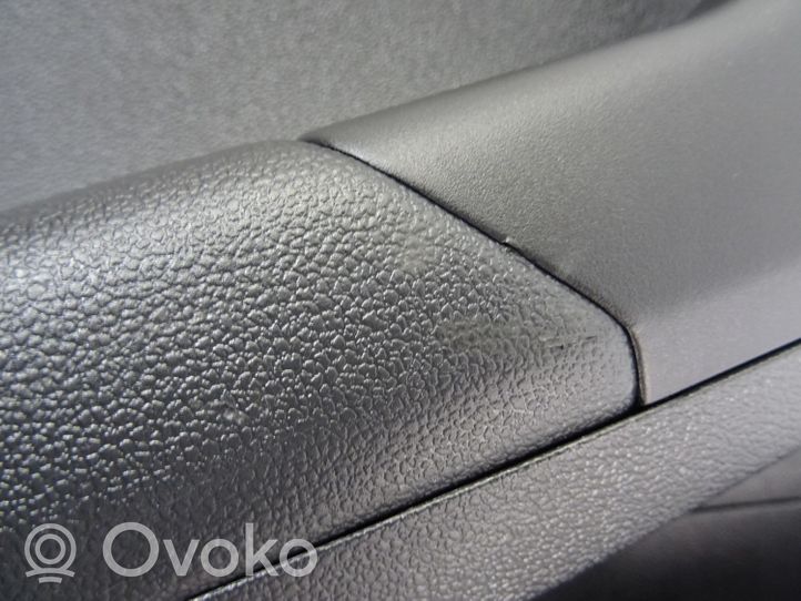 Volkswagen Taro Apmušimas galinių durų (obšifke) 2G6867211