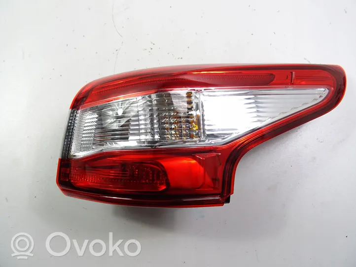 Nissan Qashqai Luci posteriori 265504EA0A