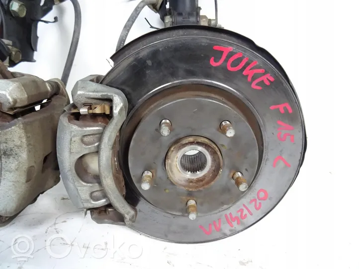 Nissan Juke I F15 Fusée d'essieu de moyeu de la roue avant 54303