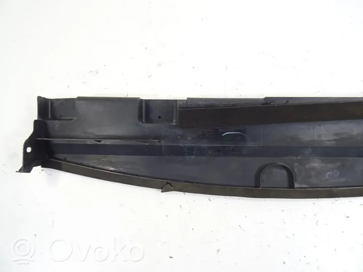 Nissan Qashqai Apatinė dalis radiatorių panelės (televizoriaus) 215794EA0A