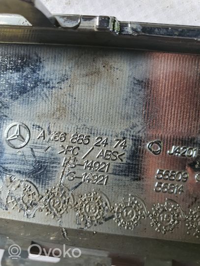 Mercedes-Benz ML W166 Listwa zderzaka tylnego A1668852474