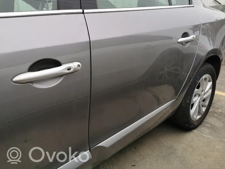 Renault Fluence Porte arrière 