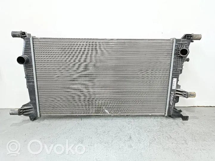 Renault Megane III Radiateur de refroidissement 