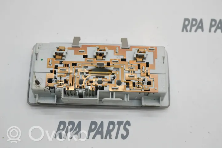 Opel Insignia A Sisävalaistuksen rele 